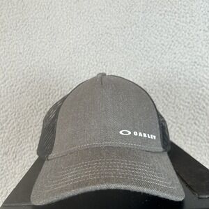 Oakley Classic Hat Cap Snap Back Men Adjustable Gray‎ Black Mesh Trucker